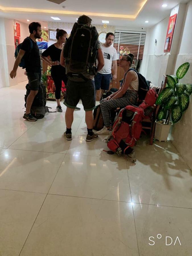 ホテル ホアン ティン ダナン市 エクステリア 写真